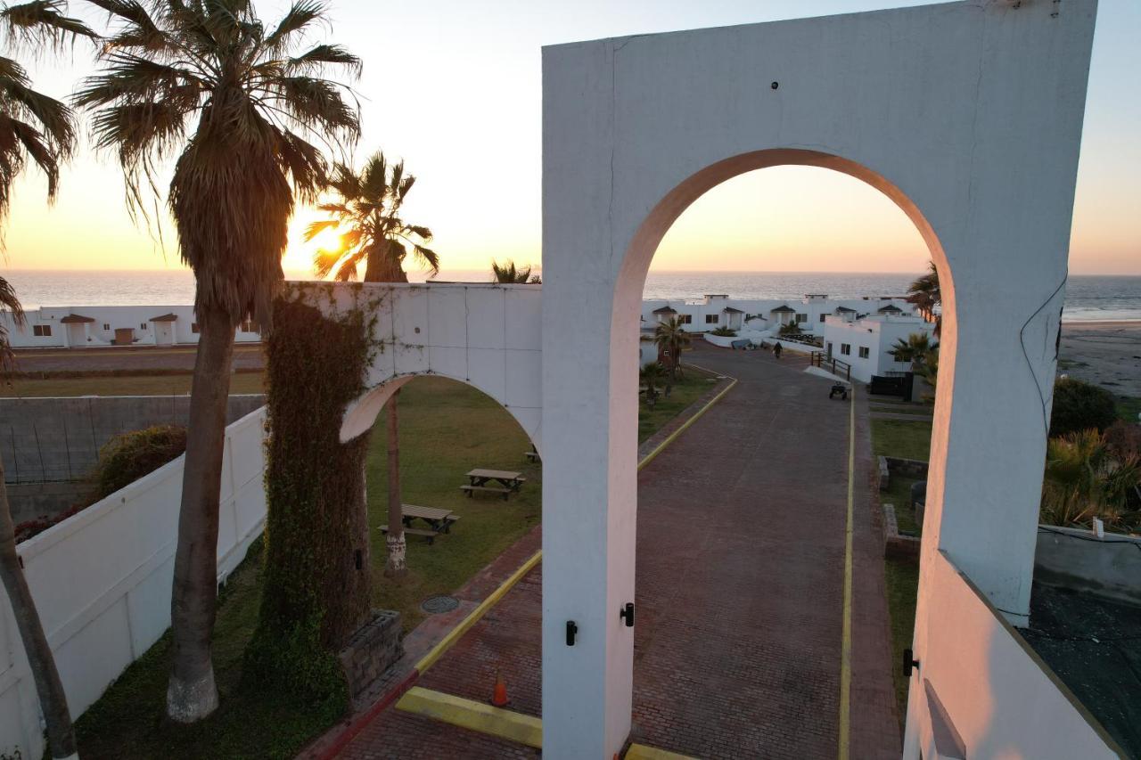 Quinta Pacifica Beachfront Villas Rosarito Bagian luar foto